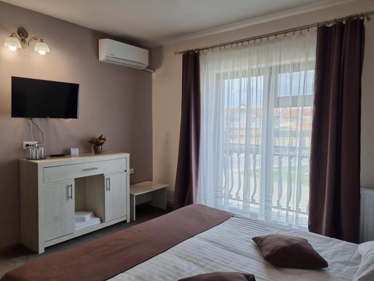Alba Forum 4*