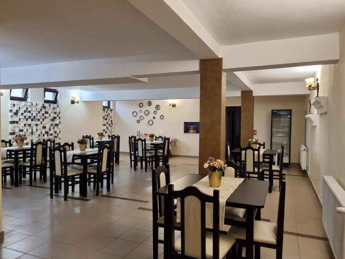 Alba Forum 4*