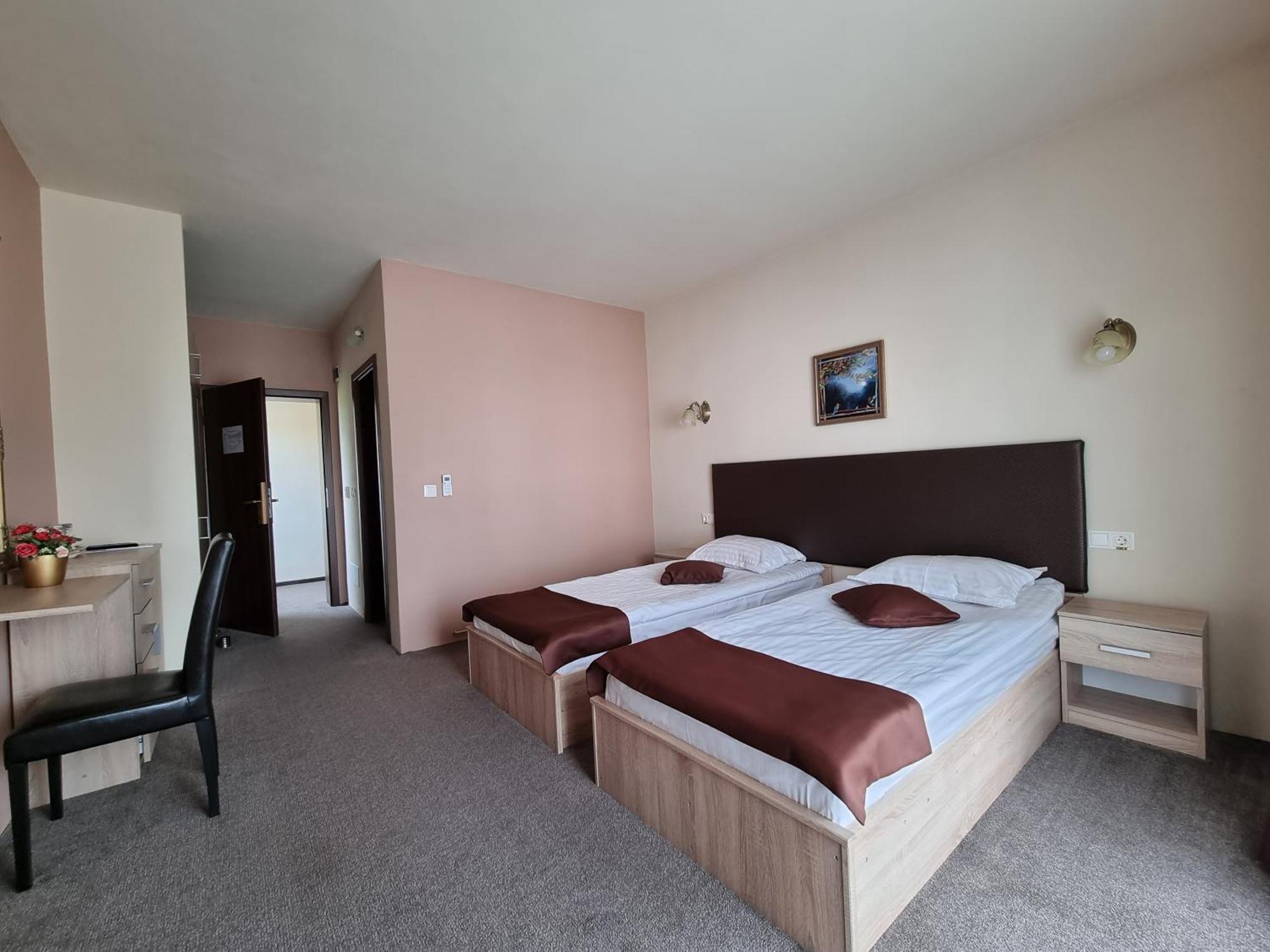Alba Forum 4*